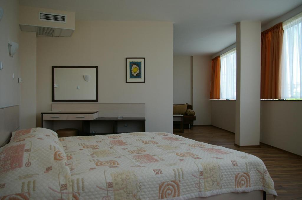 Hotel Atagen Pomorie Szoba fotó