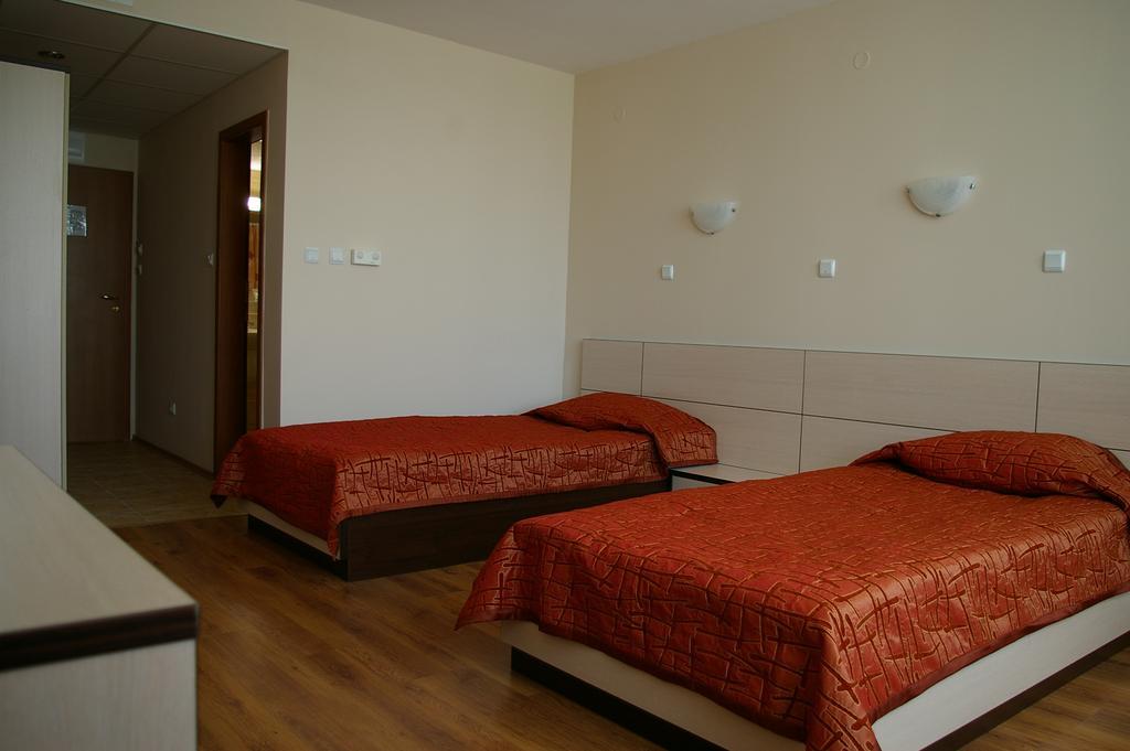 Hotel Atagen Pomorie Szoba fotó